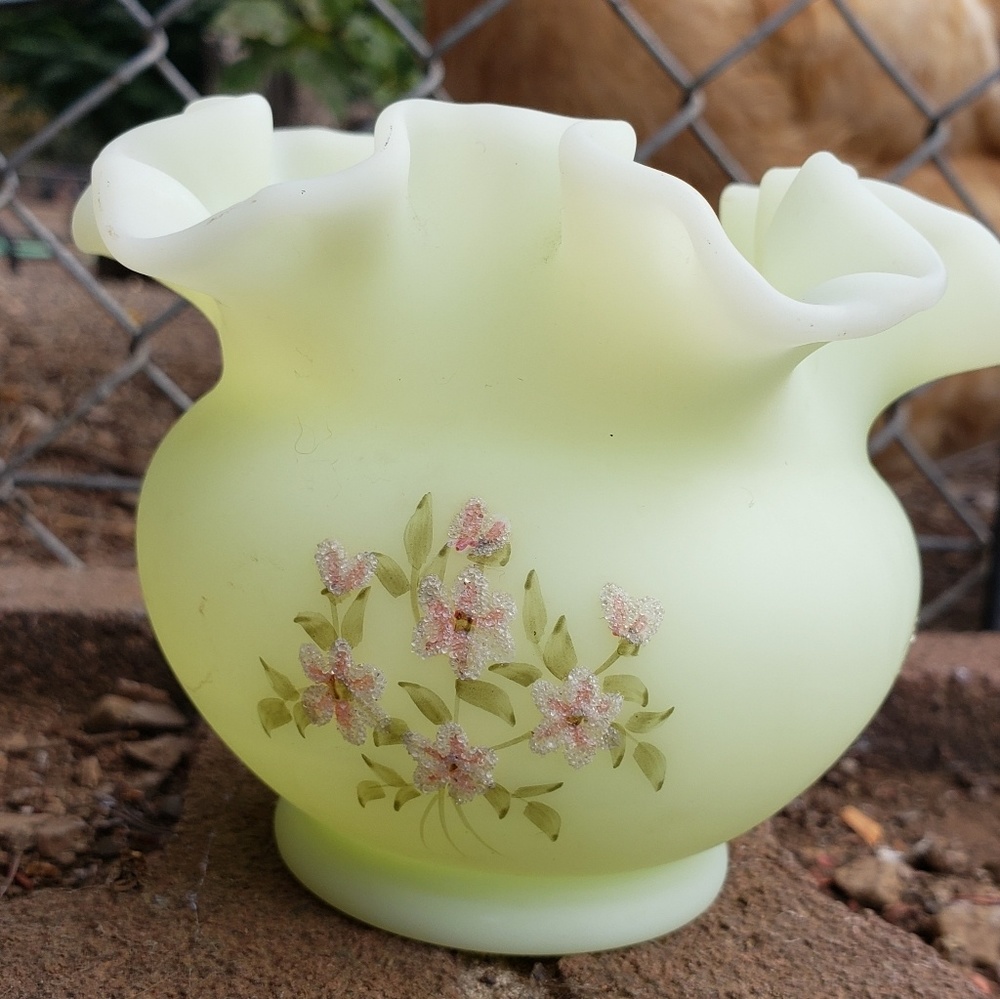 💚 FENTON Vaseline Glass Vanity Jewelry Holder Bowl Signed!